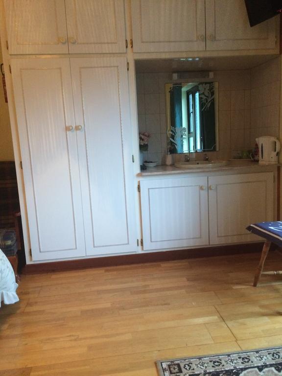 Palm Grove B&B 卡舍尔 外观 照片